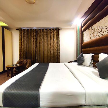 Hotel Good Times Near Ganga Ram Hospital And Karol Bagh Metro دلهي المظهر الخارجي الصورة