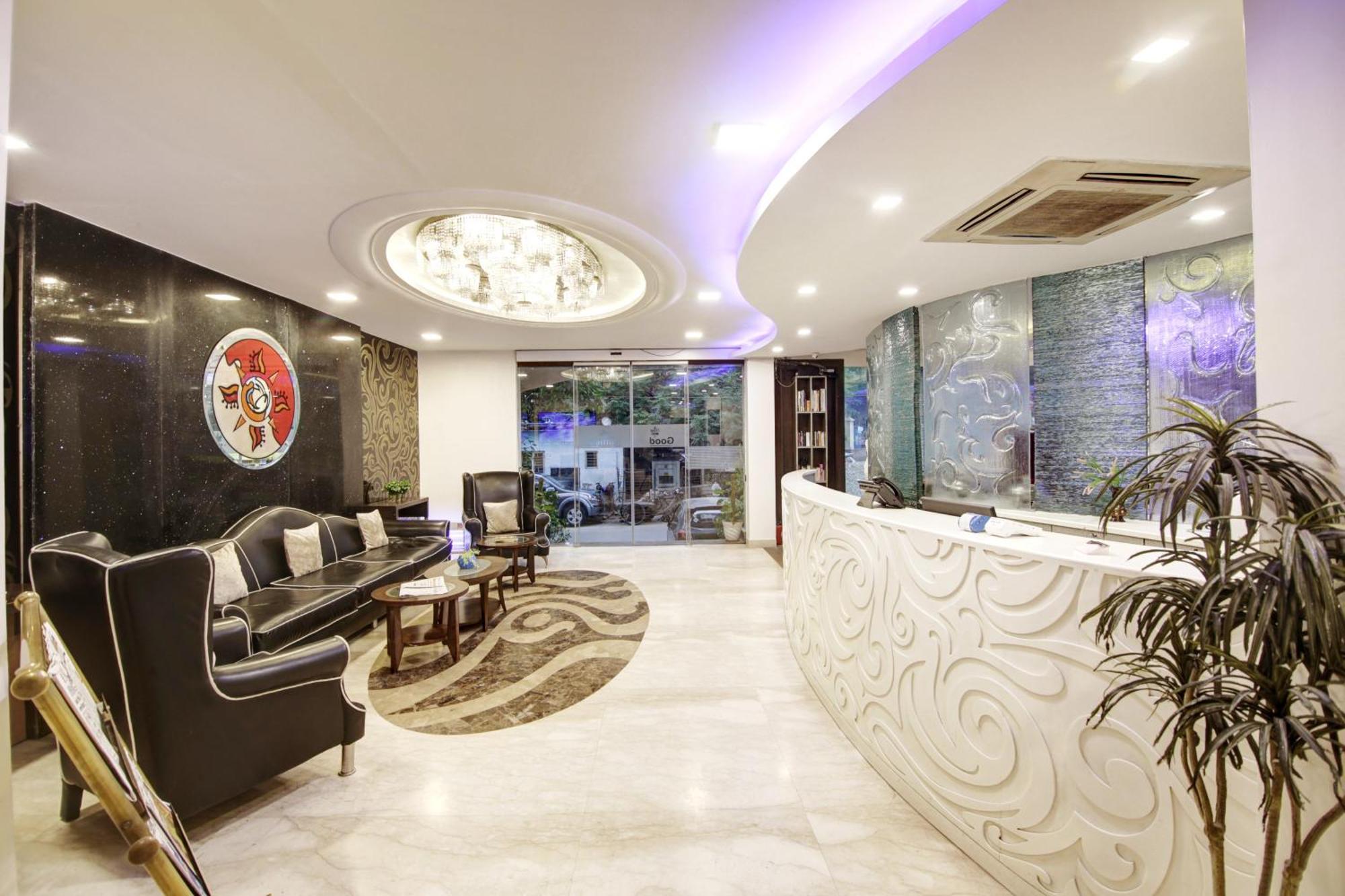 Hotel Good Times Near Ganga Ram Hospital And Karol Bagh Metro دلهي المظهر الخارجي الصورة