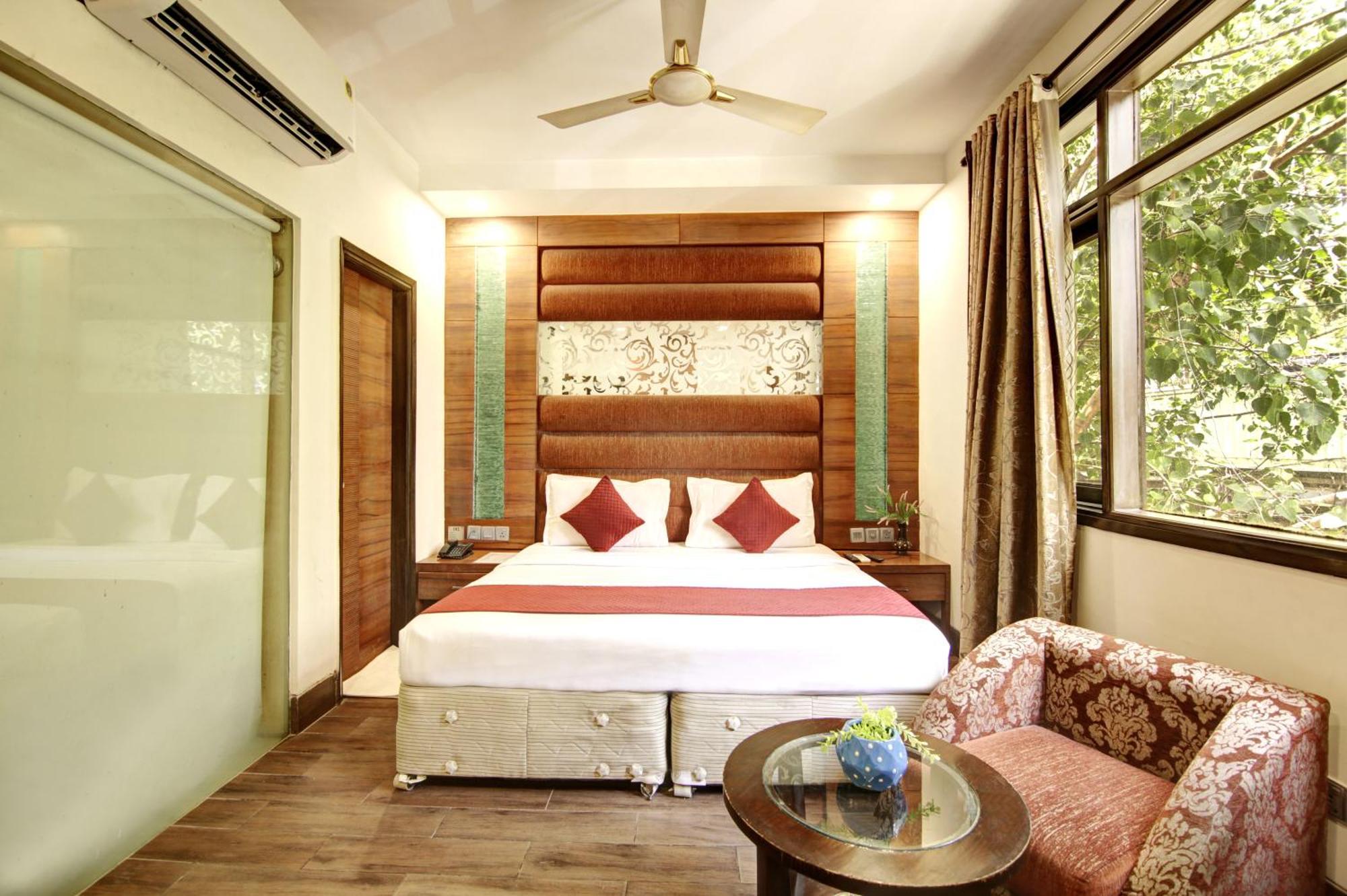 Hotel Good Times Near Ganga Ram Hospital And Karol Bagh Metro دلهي المظهر الخارجي الصورة