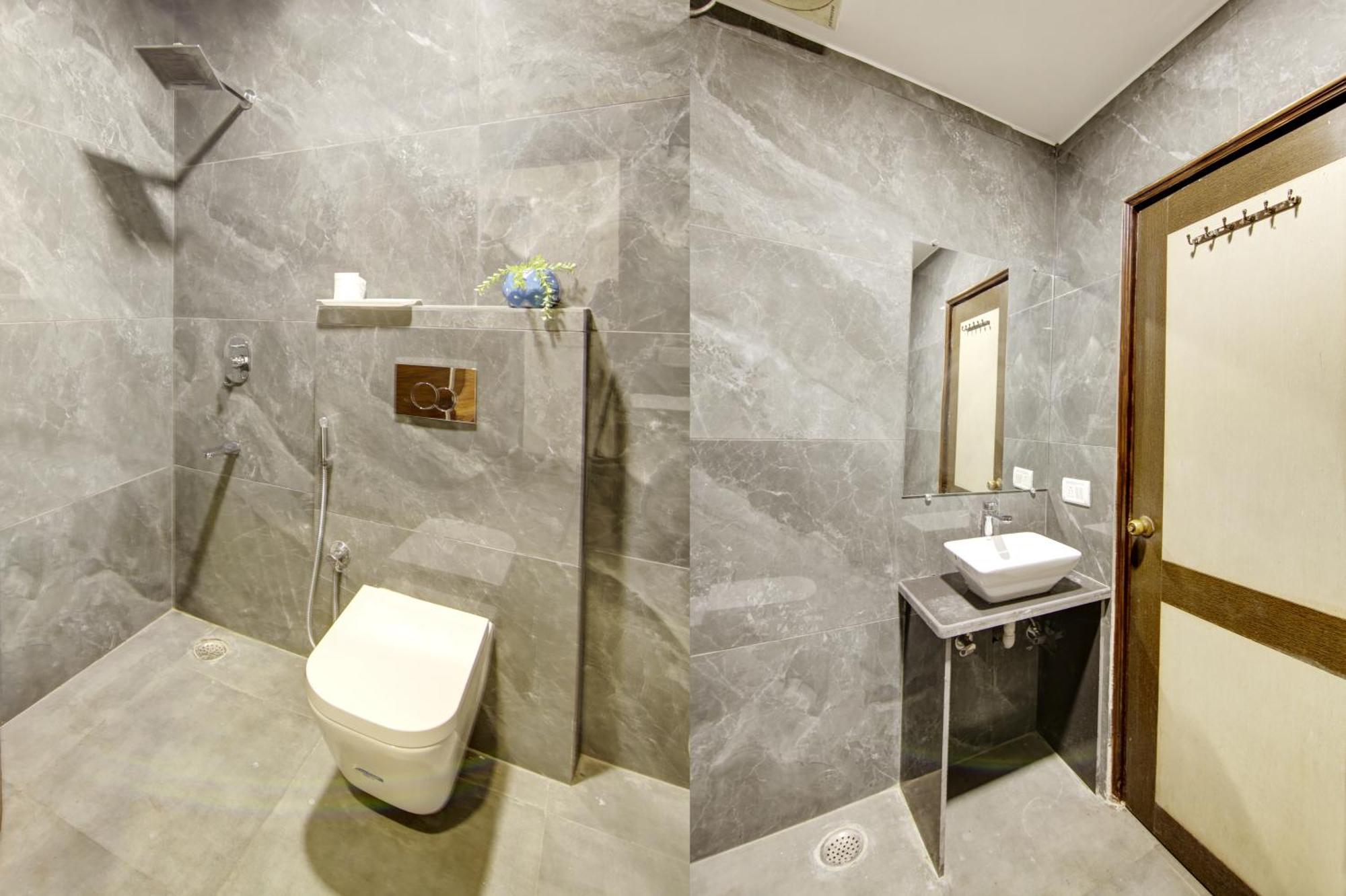 Hotel Good Times Near Ganga Ram Hospital And Karol Bagh Metro دلهي المظهر الخارجي الصورة