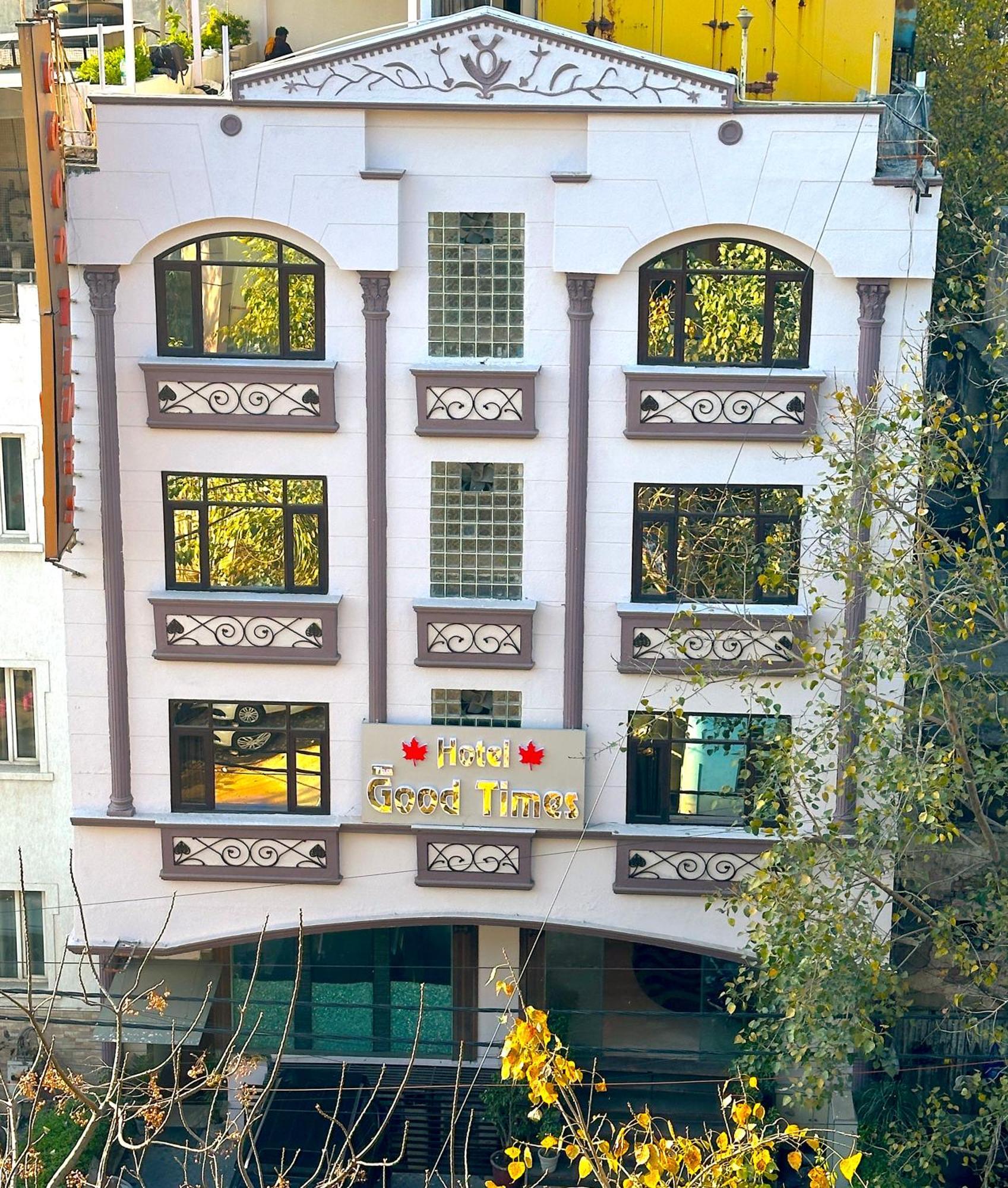 Hotel Good Times Near Ganga Ram Hospital And Karol Bagh Metro دلهي المظهر الخارجي الصورة