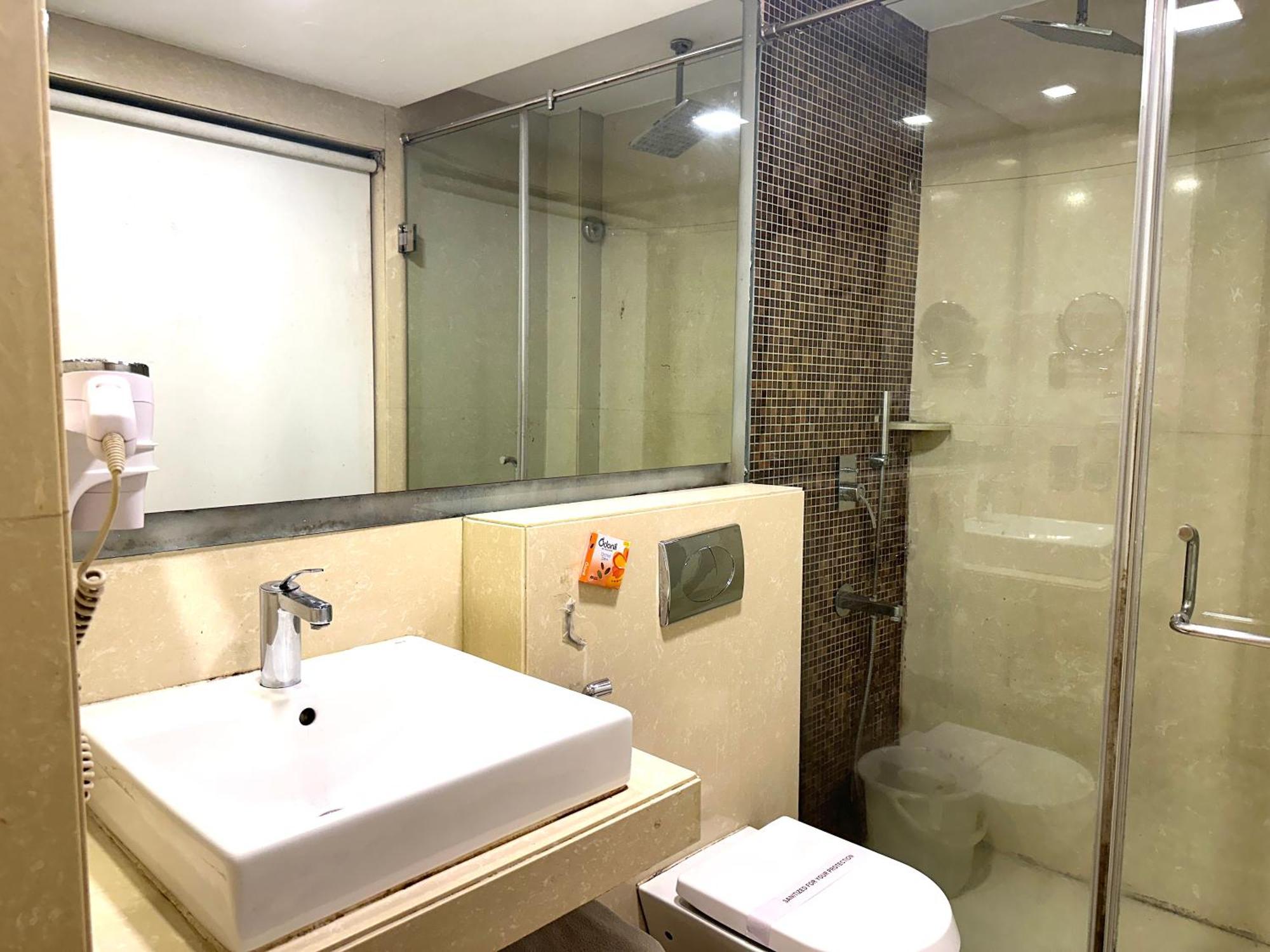Hotel Good Times Near Ganga Ram Hospital And Karol Bagh Metro دلهي المظهر الخارجي الصورة